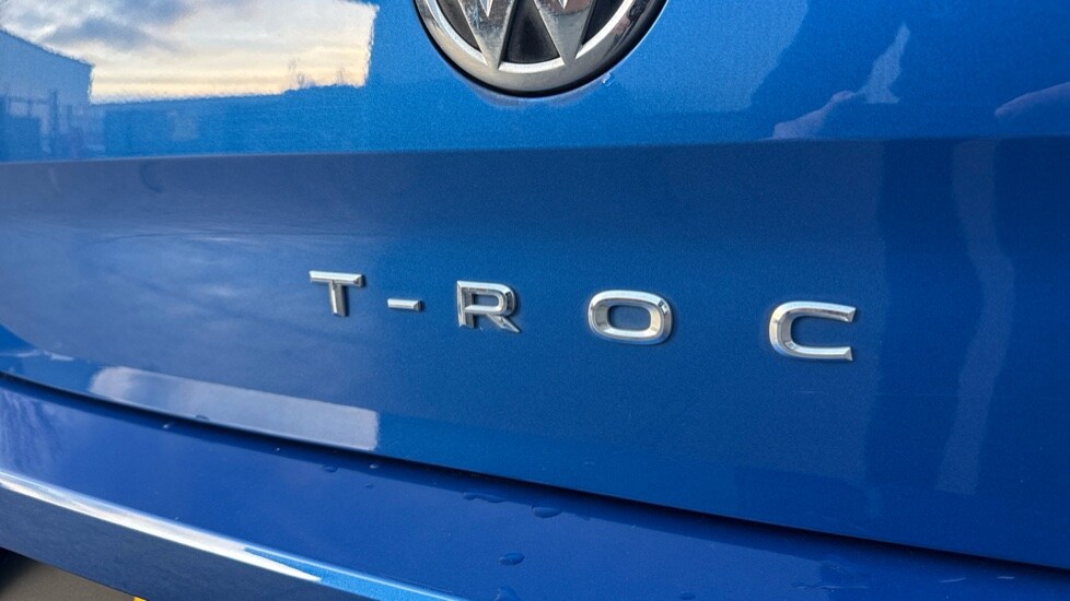 Used Volkswagen T-Roc 2019 for sale - 76874990: Photo 25