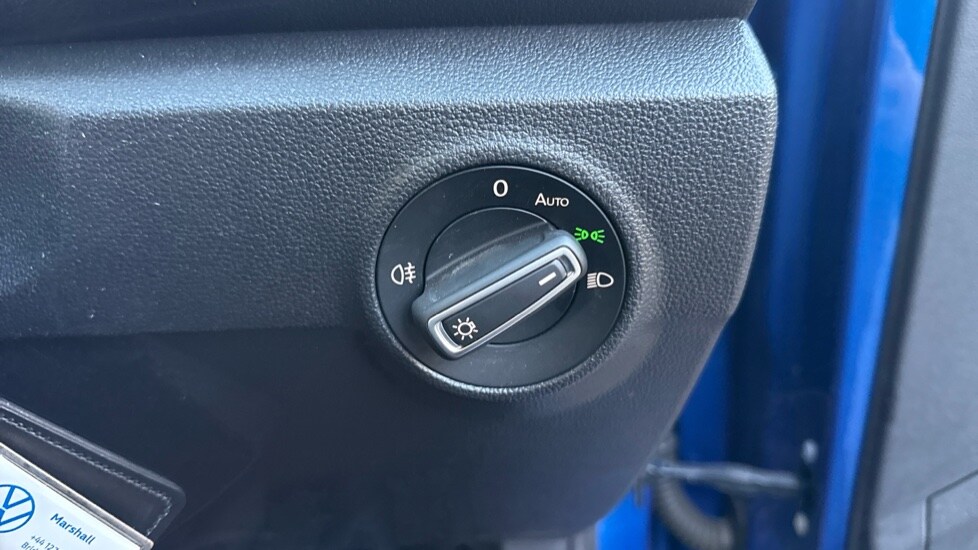 Used Volkswagen T-Roc 2019 for sale - 76874990: Photo 31