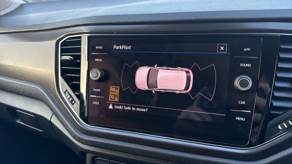 Used Volkswagen T-Roc 2019 for sale - 76874990: Photo 36