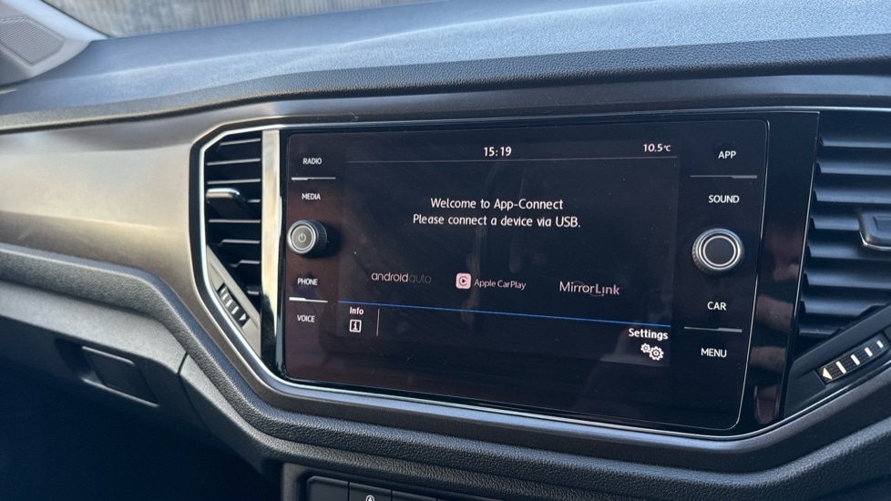 Used Volkswagen T-Roc 2019 for sale - 76874990: Photo 40