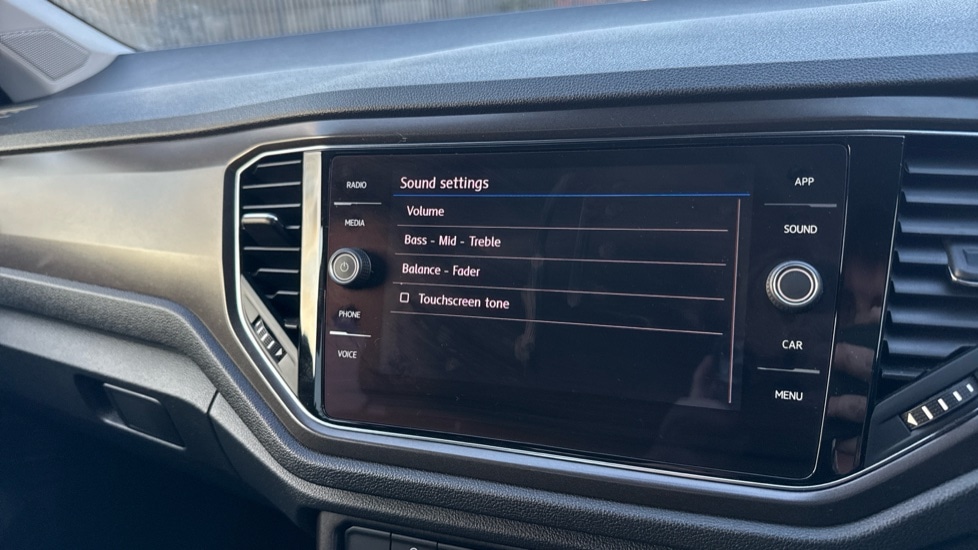 Used Volkswagen T-Roc 2019 for sale - 76874990: Photo 41