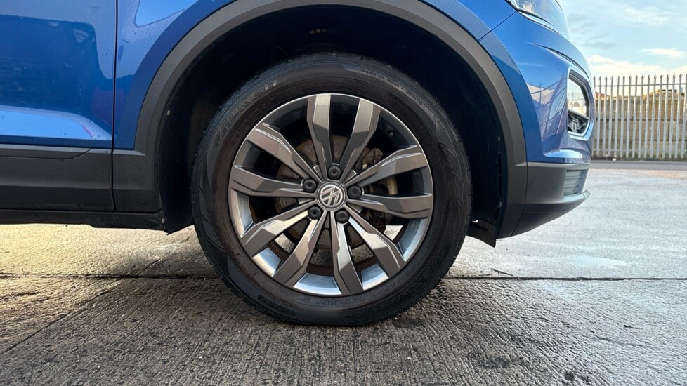 Used Volkswagen T-Roc 2019 for sale - 76874990: Photo 5