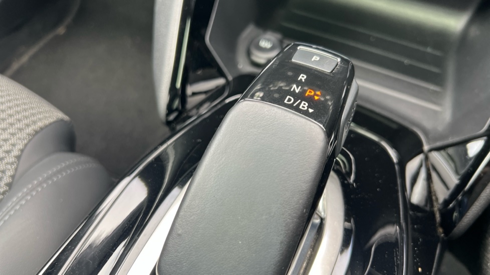 Used Peugeot 2008 2020 for sale - 76868662: Photo 29