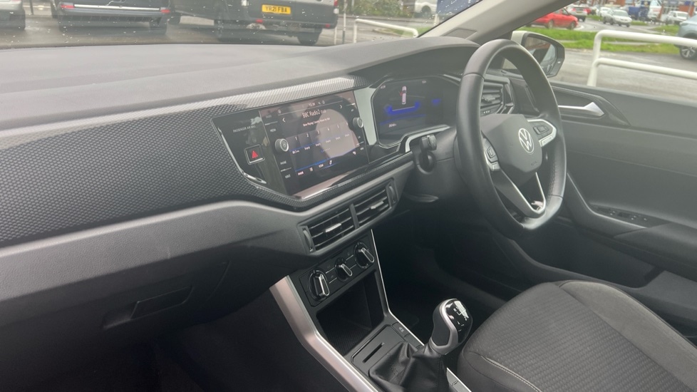 Used Volkswagen Polo 2024 for sale - 76873450: Photo 2