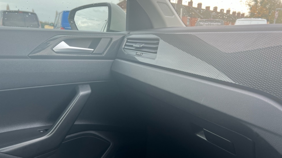 Used Volkswagen Polo 2024 for sale - 76873450: Photo 35