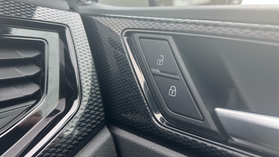 Used Volkswagen Polo 2024 for sale - 76873450: Photo 36