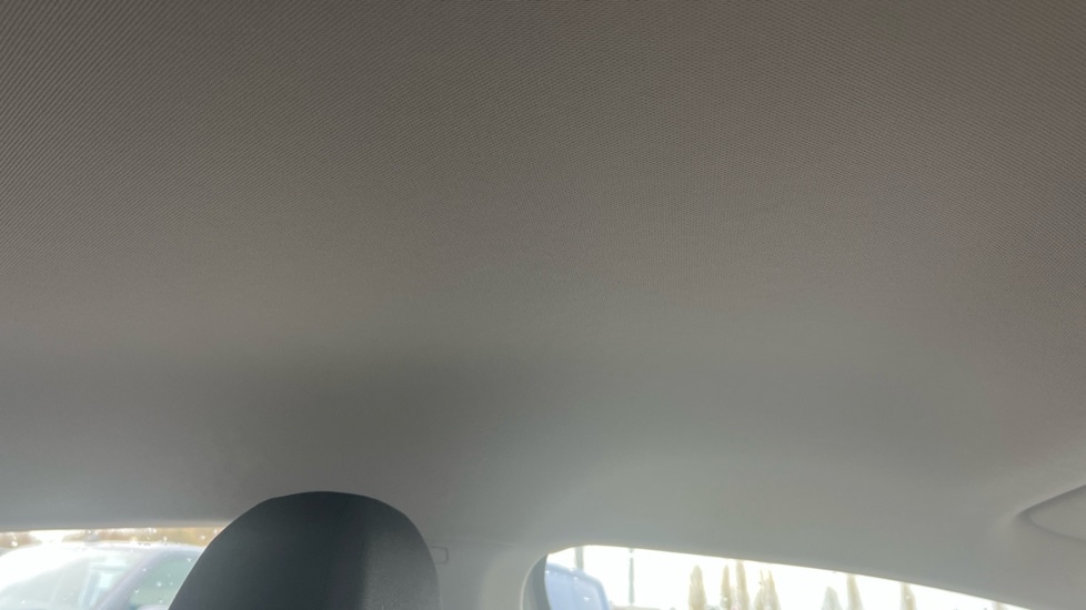 Used Volkswagen Polo 2024 for sale - 76873450: Photo 37