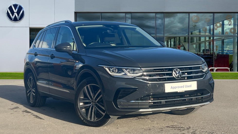 Used Volkswagen Tiguan 2022 for sale - 76874948: Photo 1