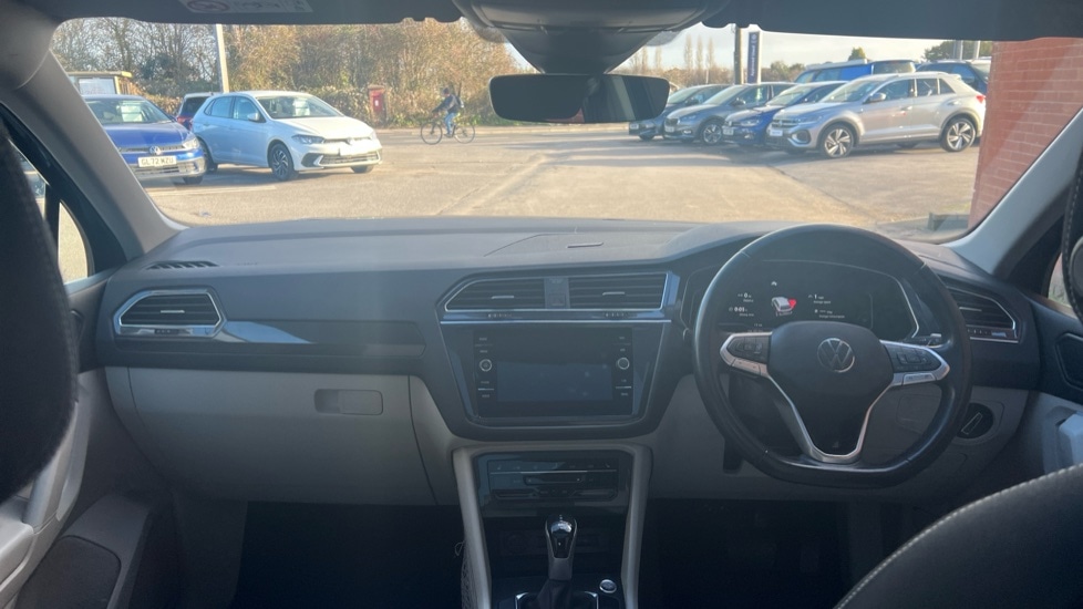 Used Volkswagen Tiguan 2022 for sale - 76874948: Photo 12