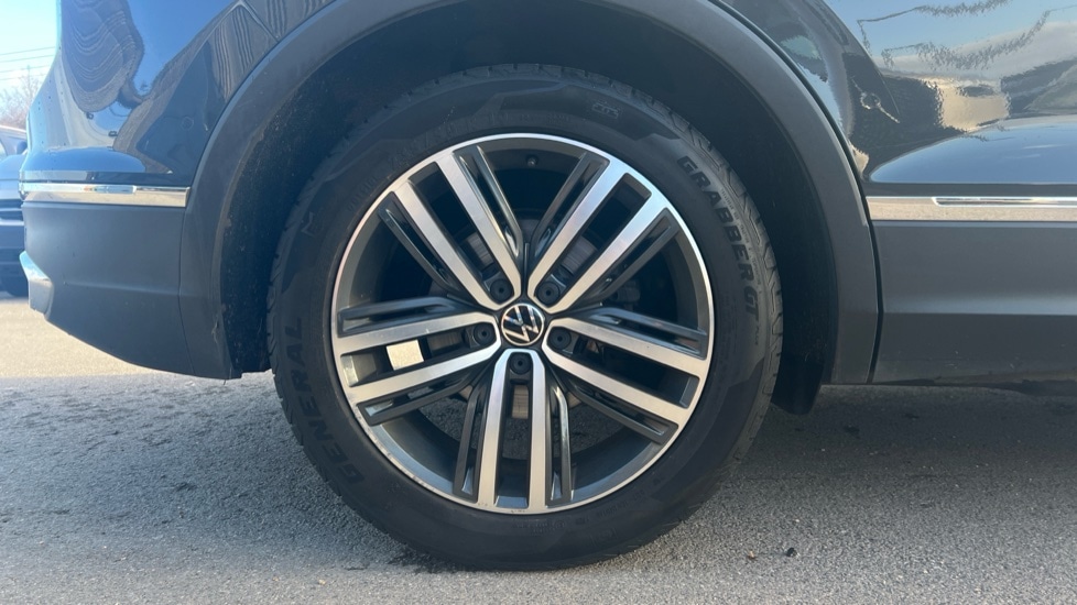 Used Volkswagen Tiguan 2022 for sale - 76874948: Photo 5