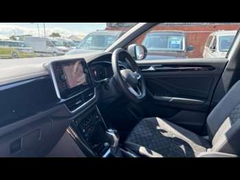 Used Volkswagen T-Roc 2024 for sale - 74857896: Photo