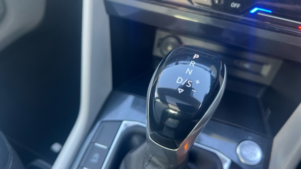 Used Volkswagen Tiguan 2022 for sale - 77021903: Photo 39