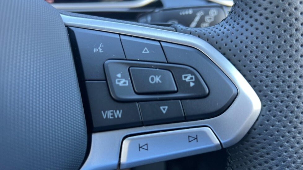 Used Volkswagen T-Roc 2025 for sale - 77031277: Photo 25