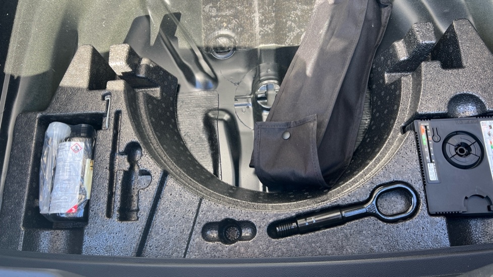 Used Volkswagen T-Roc 2025 for sale - 77031277: Photo 26