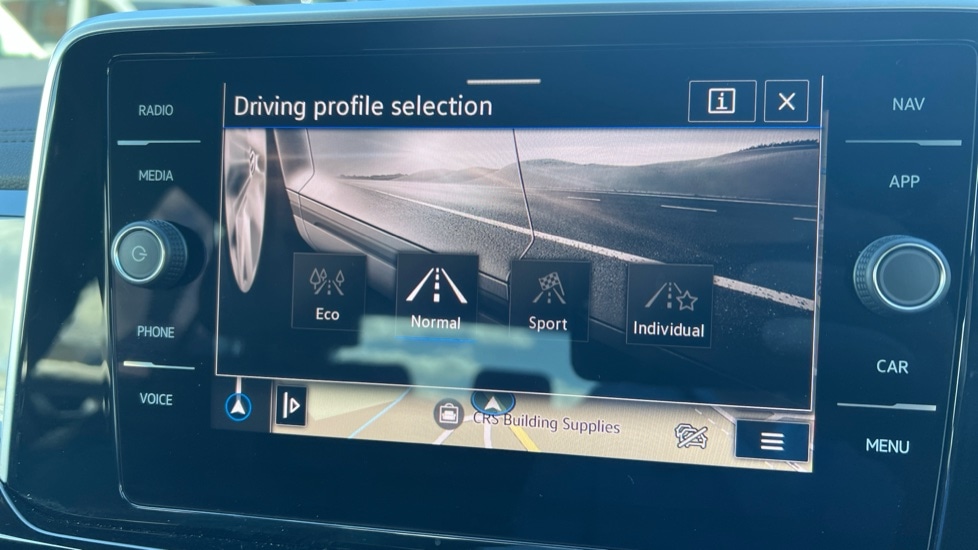 Used Volkswagen T-Roc 2025 for sale - 77031277: Photo 32