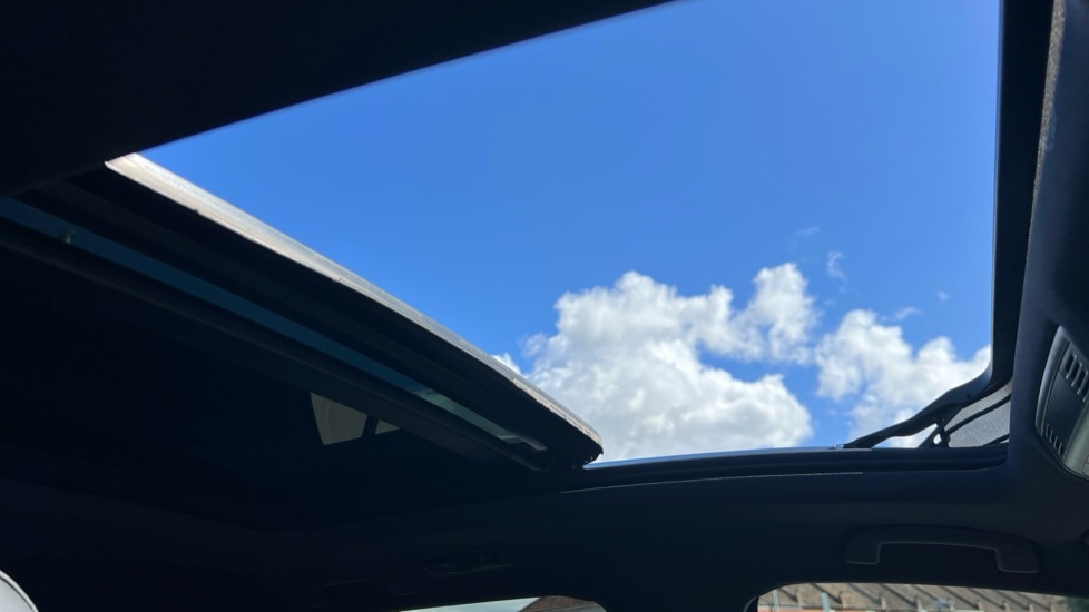 Used Volkswagen T-Roc 2025 for sale - 77031277: Photo 33