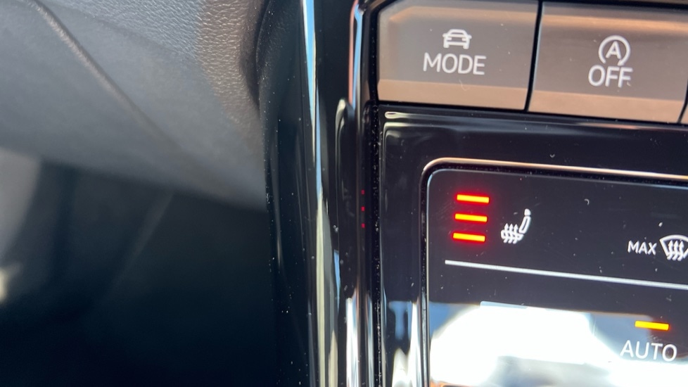 Used Volkswagen T-Roc 2025 for sale - 77031277: Photo 39