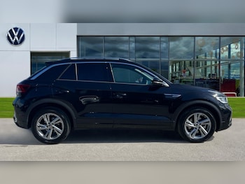 Used Volkswagen T-Roc 2025 for sale - 77031277: Photo