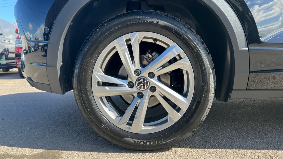 Used Volkswagen T-Roc 2025 for sale - 77031277: Photo 5