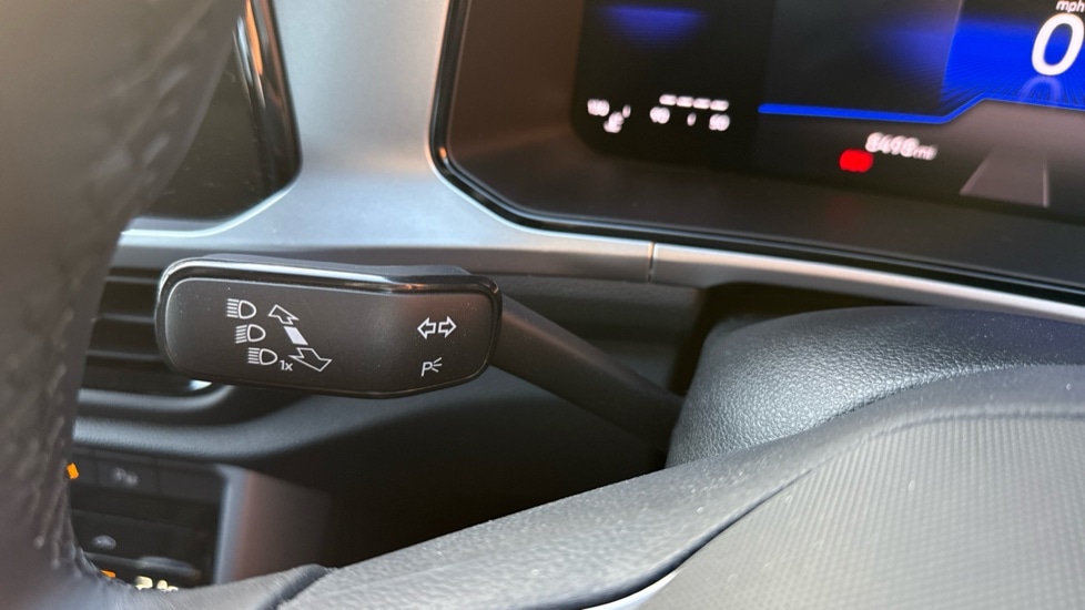 Used Volkswagen T-Roc 2025 for sale - 76874956: Photo 33