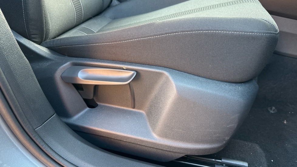 Used Volkswagen T-Roc 2025 for sale - 76874956: Photo 39