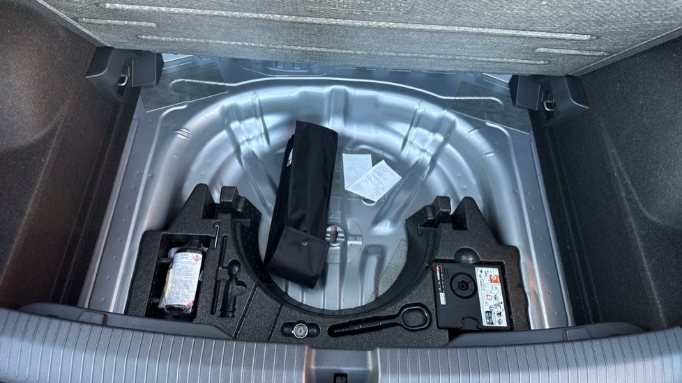 Used Volkswagen T-Roc 2025 for sale - 76874956: Photo 42