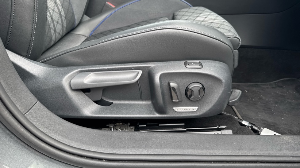 Used Volkswagen Passat 2025 for sale - 76869098: Photo 39