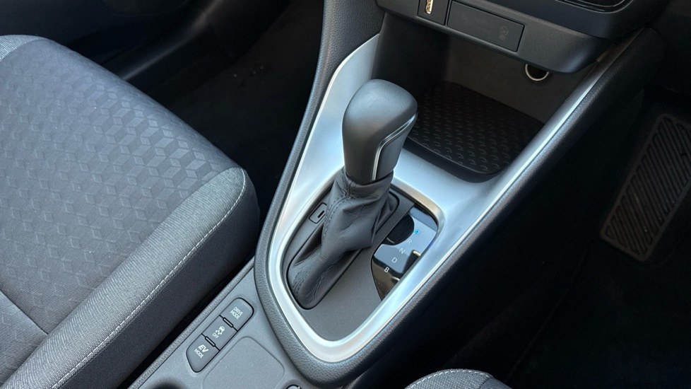 Used Toyota Yaris 2021 for sale - 76954454: Photo 29