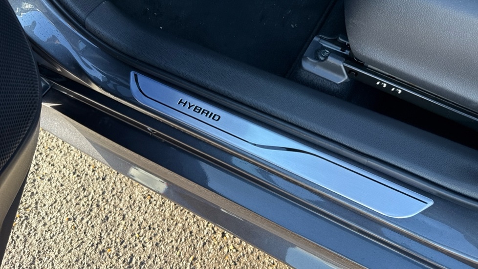 Used Toyota Yaris 2021 for sale - 76954454: Photo 37