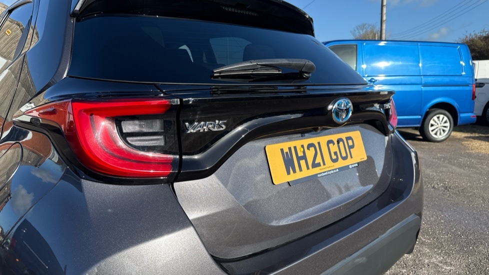 Used Toyota Yaris 2021 for sale - 76954454: Photo 48