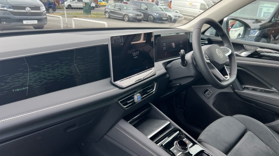 Used Volkswagen Tiguan 2025 for sale - 76942961: Photo 2