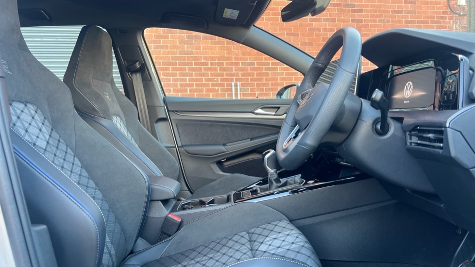 Used Volkswagen Golf 2025 for sale - 76552477: Photo 35