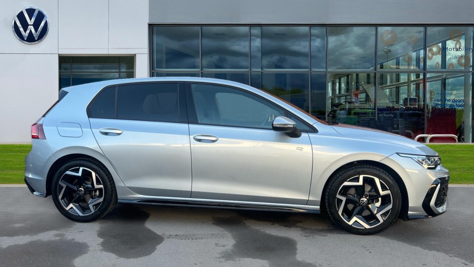 Used Volkswagen Golf 2025 for sale - 76552477: Photo 4