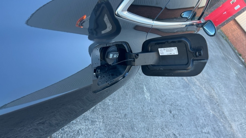 Used Volkswagen Arteon 2024 for sale - 76869230: Photo 29