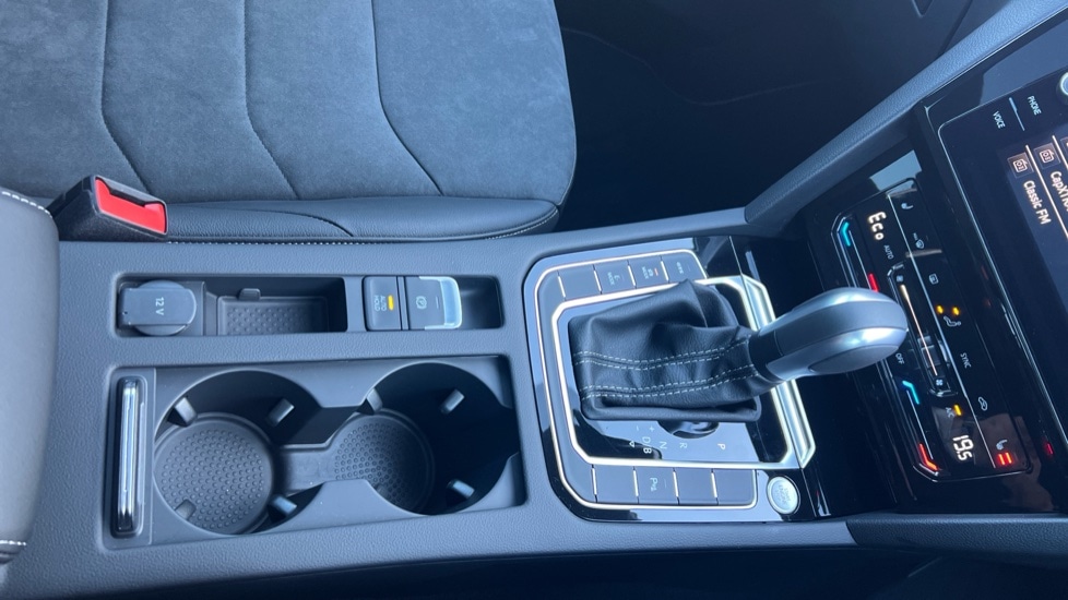 Used Volkswagen Arteon 2024 for sale - 76869230: Photo 35