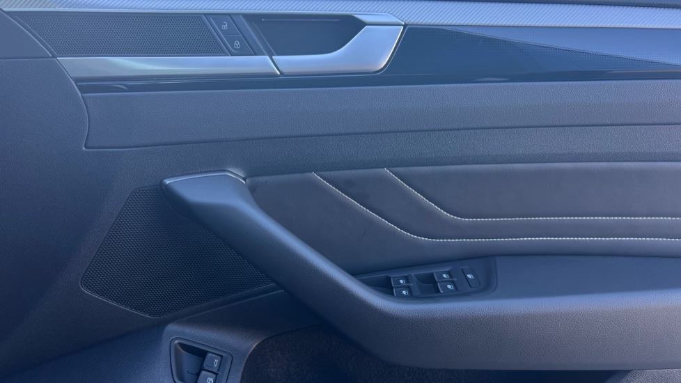 Used Volkswagen Arteon 2024 for sale - 76869230: Photo 37