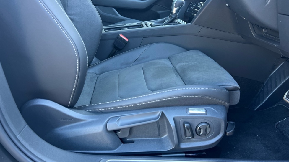 Used Volkswagen Arteon 2024 for sale - 76869230: Photo 39