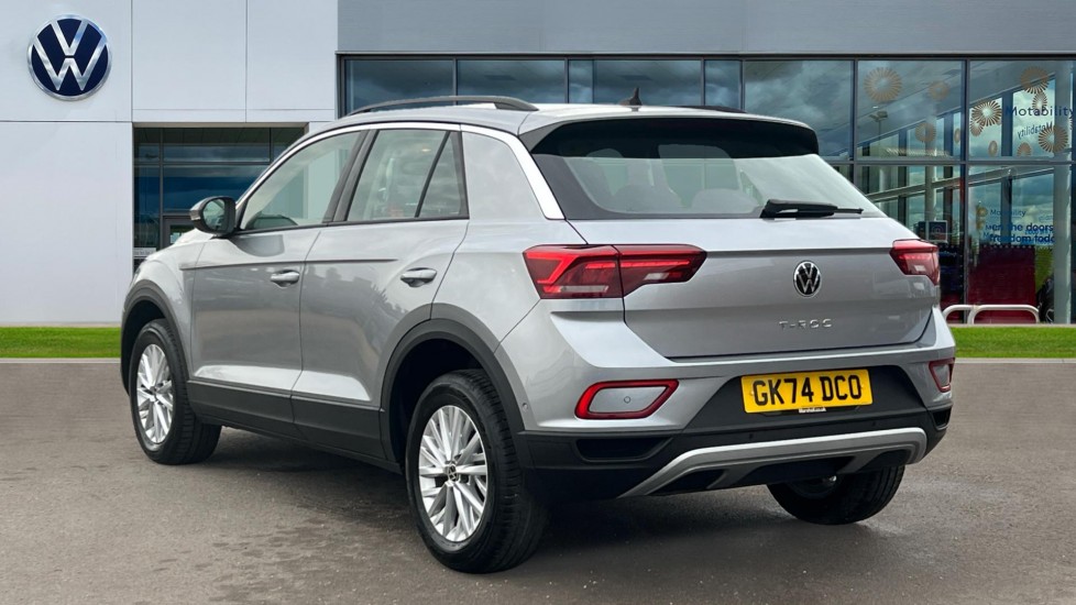 Used Volkswagen T-Roc 2024 for sale - 76661078: Photo 3