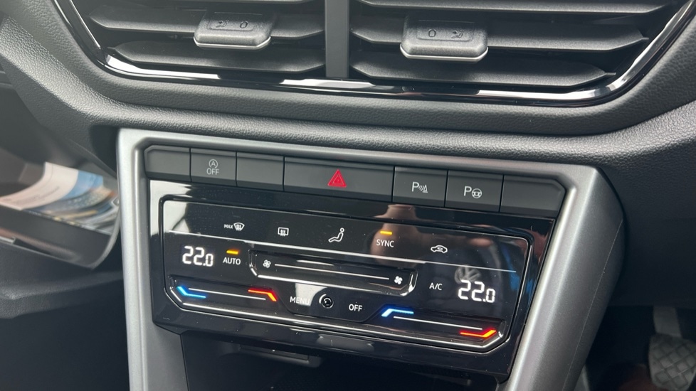 Used Volkswagen T-Roc 2024 for sale - 76661078: Photo 39