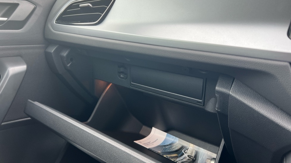 Used Volkswagen T-Roc 2024 for sale - 76661078: Photo 40