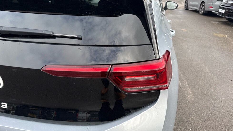 Used Volkswagen ID.3 2023 for sale - 76297541: Photo 25