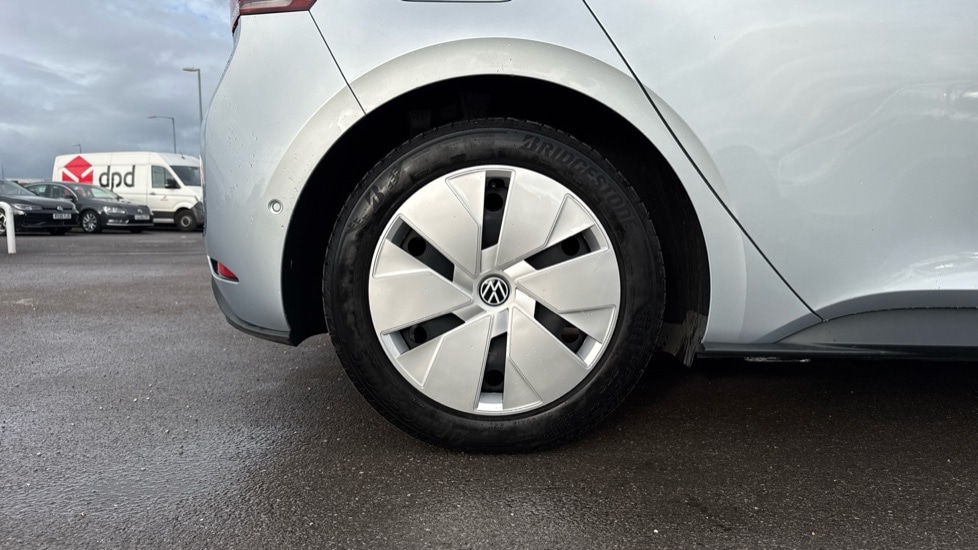 Used Volkswagen ID.3 2023 for sale - 76297541: Photo 5