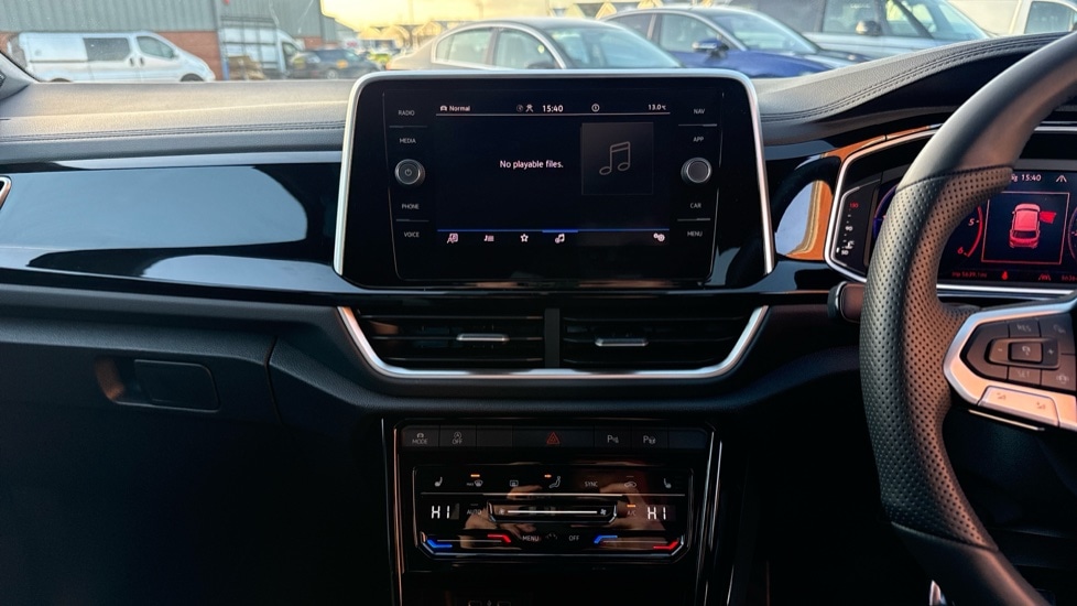 Used Volkswagen T-Roc 2025 for sale - 76888720: Photo 13