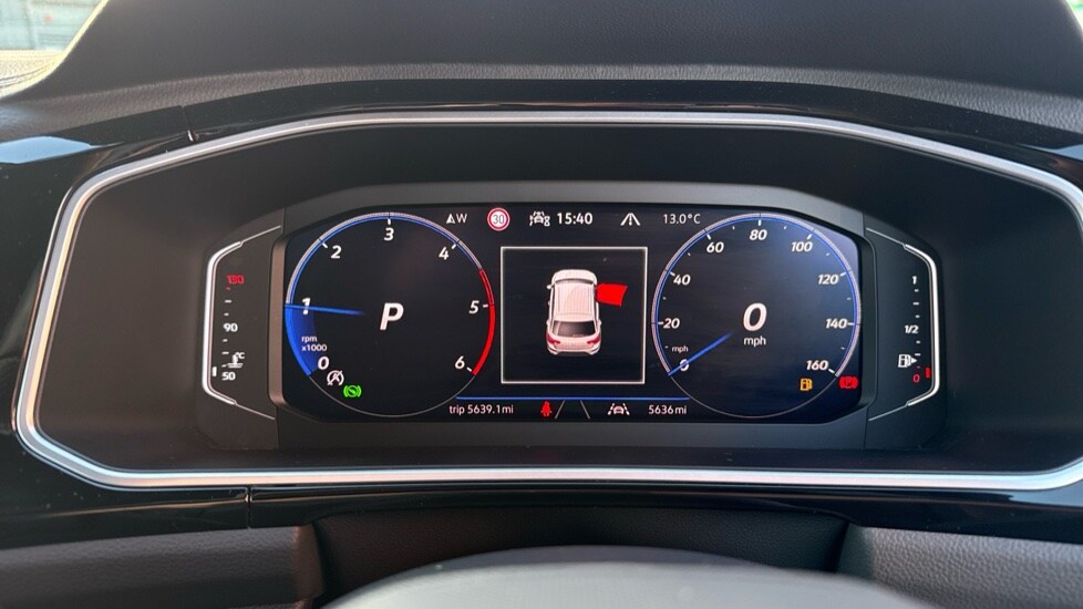 Used Volkswagen T-Roc 2025 for sale - 76888720: Photo 14