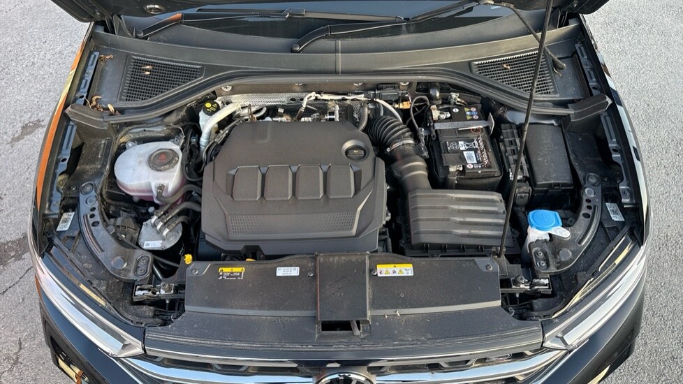 Used Volkswagen T-Roc 2025 for sale - 76888720: Photo 17