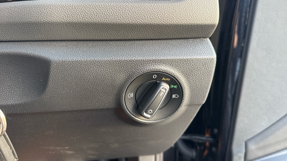 Used Volkswagen T-Roc 2025 for sale - 76888720: Photo 39