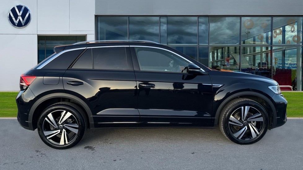 Used Volkswagen T-Roc 2025 for sale - 76888720: Photo 4