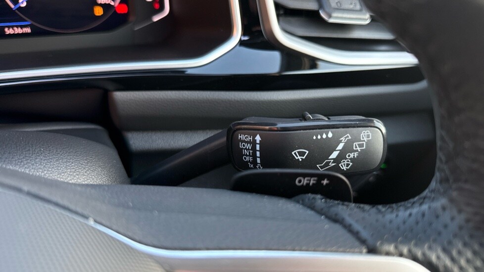 Used Volkswagen T-Roc 2025 for sale - 76888720: Photo 42