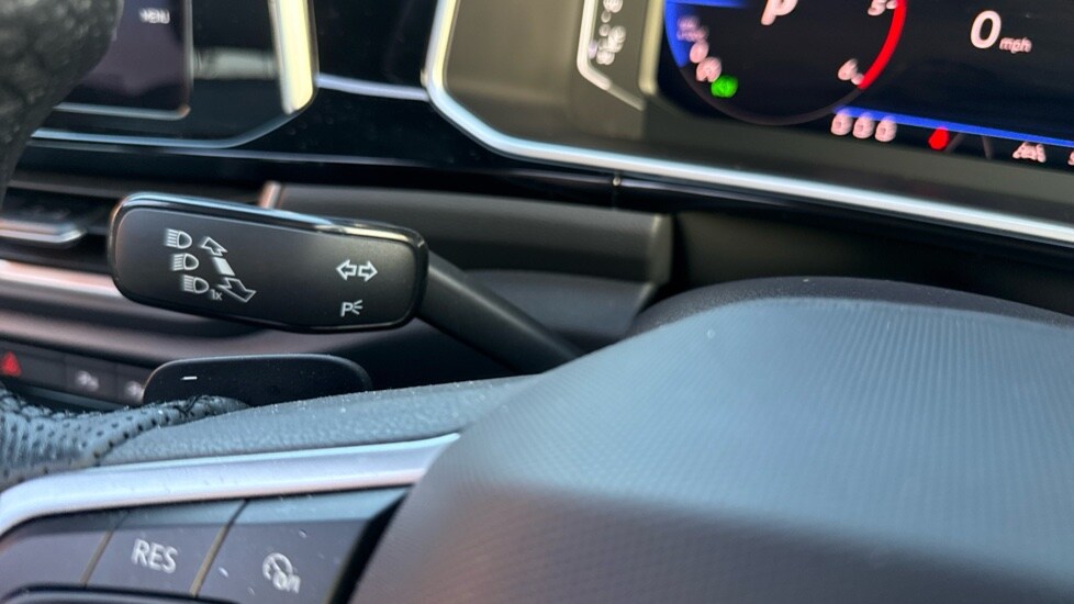 Used Volkswagen T-Roc 2025 for sale - 76888720: Photo 43