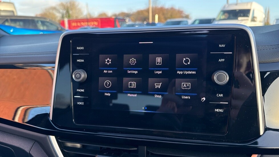 Used Volkswagen T-Roc 2025 for sale - 76888720: Photo 51